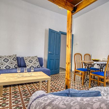 Mascot Bar Street Apartments Rhodes City Esterno foto