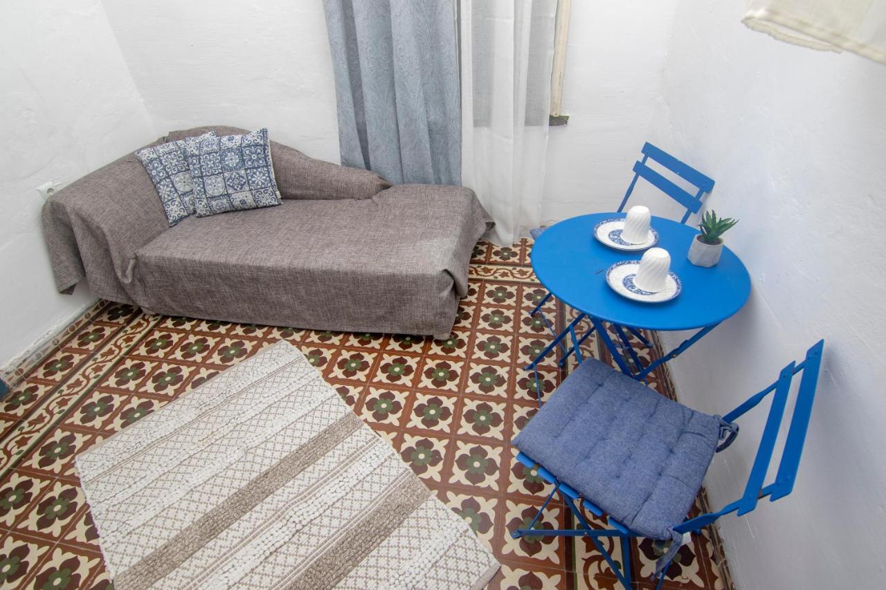 Mascot Bar Street Apartments Rhodes City Esterno foto