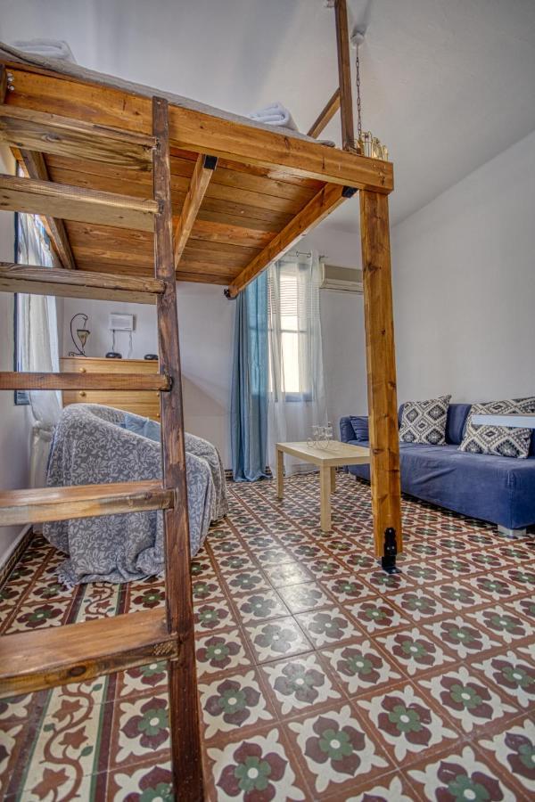 Mascot Bar Street Apartments Rhodes City Esterno foto