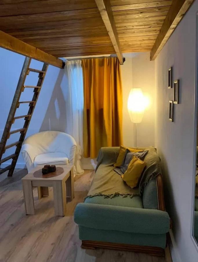 Mascot Bar Street Apartments Rhodes City Esterno foto